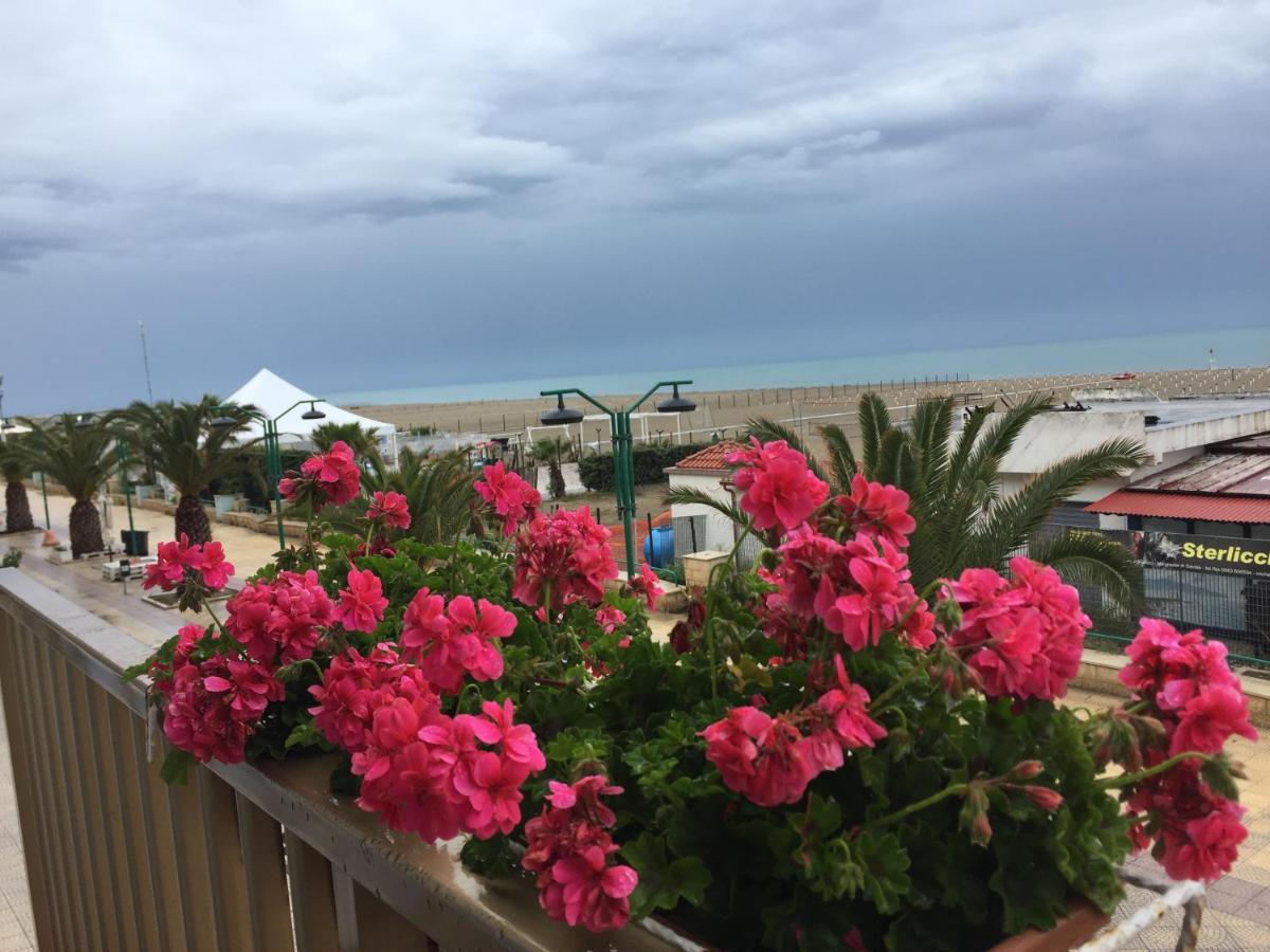 Margheritamare Margherita Di Savoia Dış mekan fotoğraf
